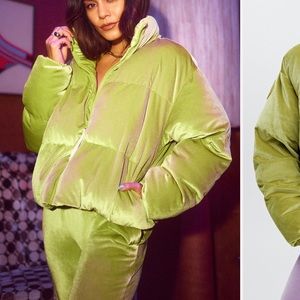 Velour puff jacket brand new